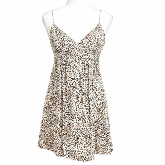 Bcbgmaxazria 100% SILK LEOPARD PRINT SPAGHETTI STRAPS EMPIRE WAIST MINI DRESS - Picture 1 of 12